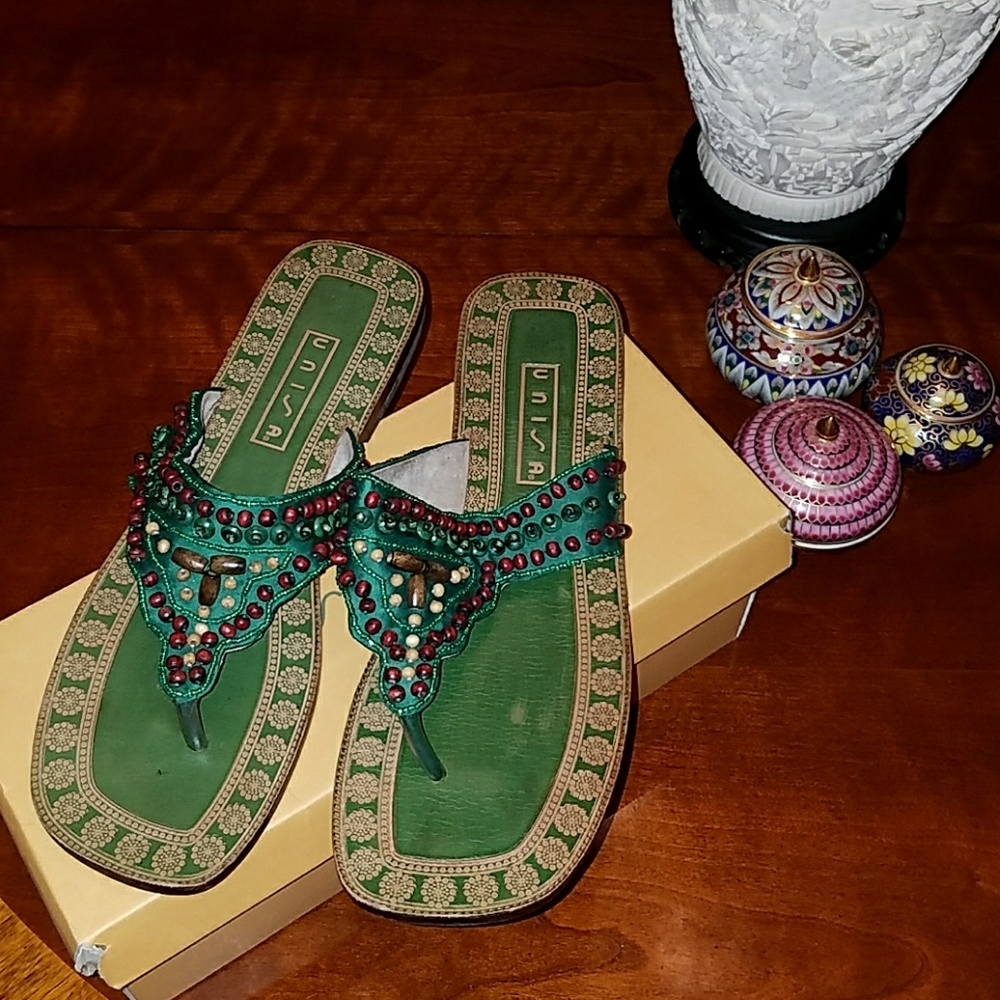 UNISA Leather Thong Sandal Size 11B